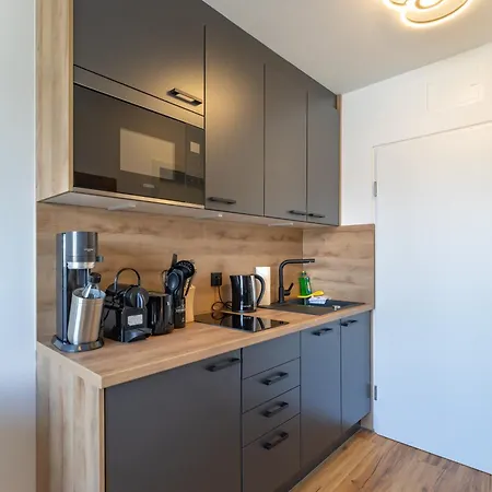 Sweethome - Super Zentral Und Modern, Kueche, Wifi Munich Exterior photo