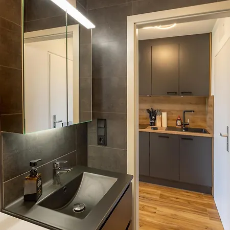 Sweethome - Super Zentral Und Modern, Kueche, Wifi Munich Exterior photo