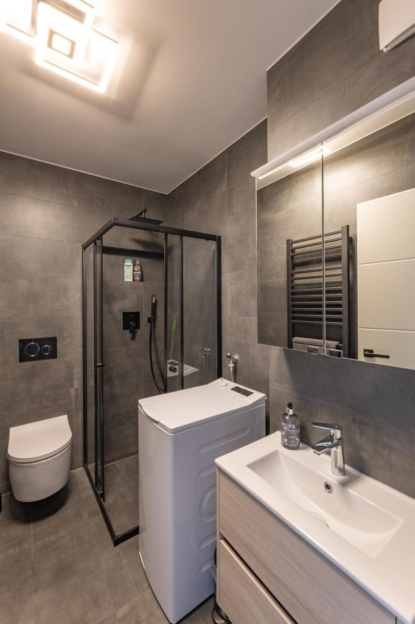 Apartamento Sweethome - Super Zentral Und Modern, Kueche, Wifi *